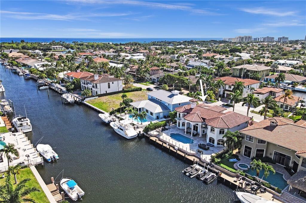 CORAL KEY VILLAS 6TH SEC - Residential