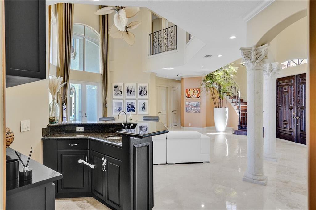 CORAL KEY VILLAS 6TH SEC - Residential