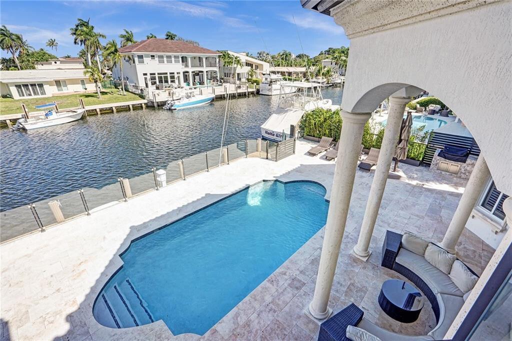 CORAL KEY VILLAS 6TH SEC - Residential