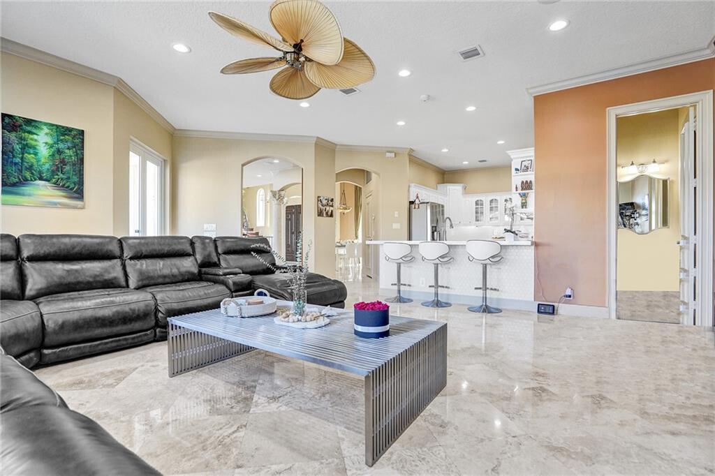 CORAL KEY VILLAS 6TH SEC - Residential