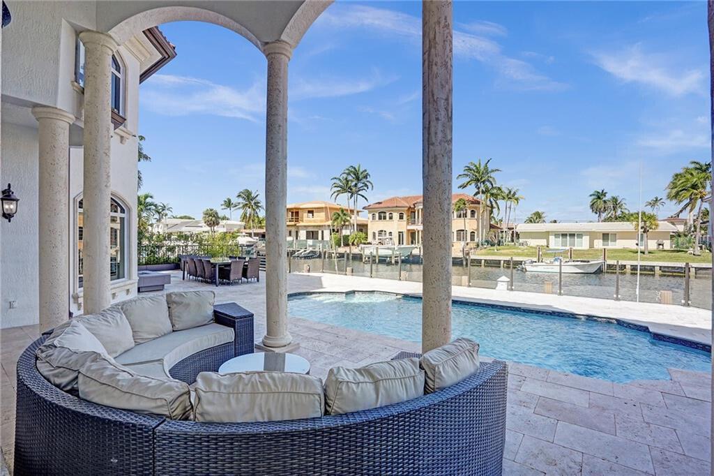 CORAL KEY VILLAS 6TH SEC - Residential