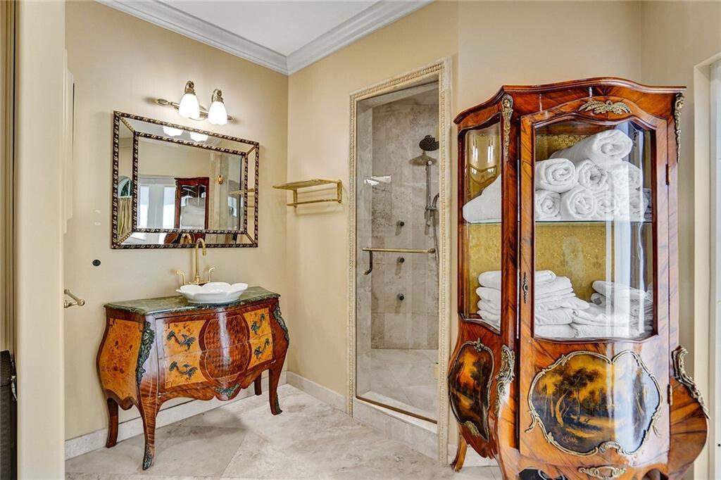 CORAL KEY VILLAS 6TH SEC - Residential