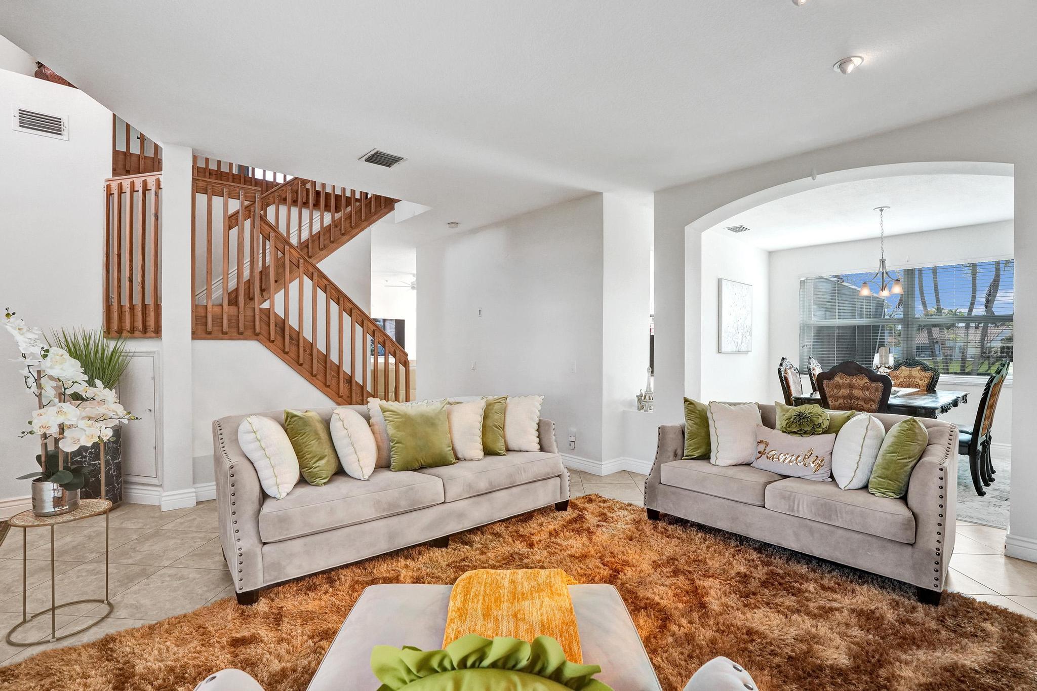 HOLIDAY SPRINGS EAST - Residential