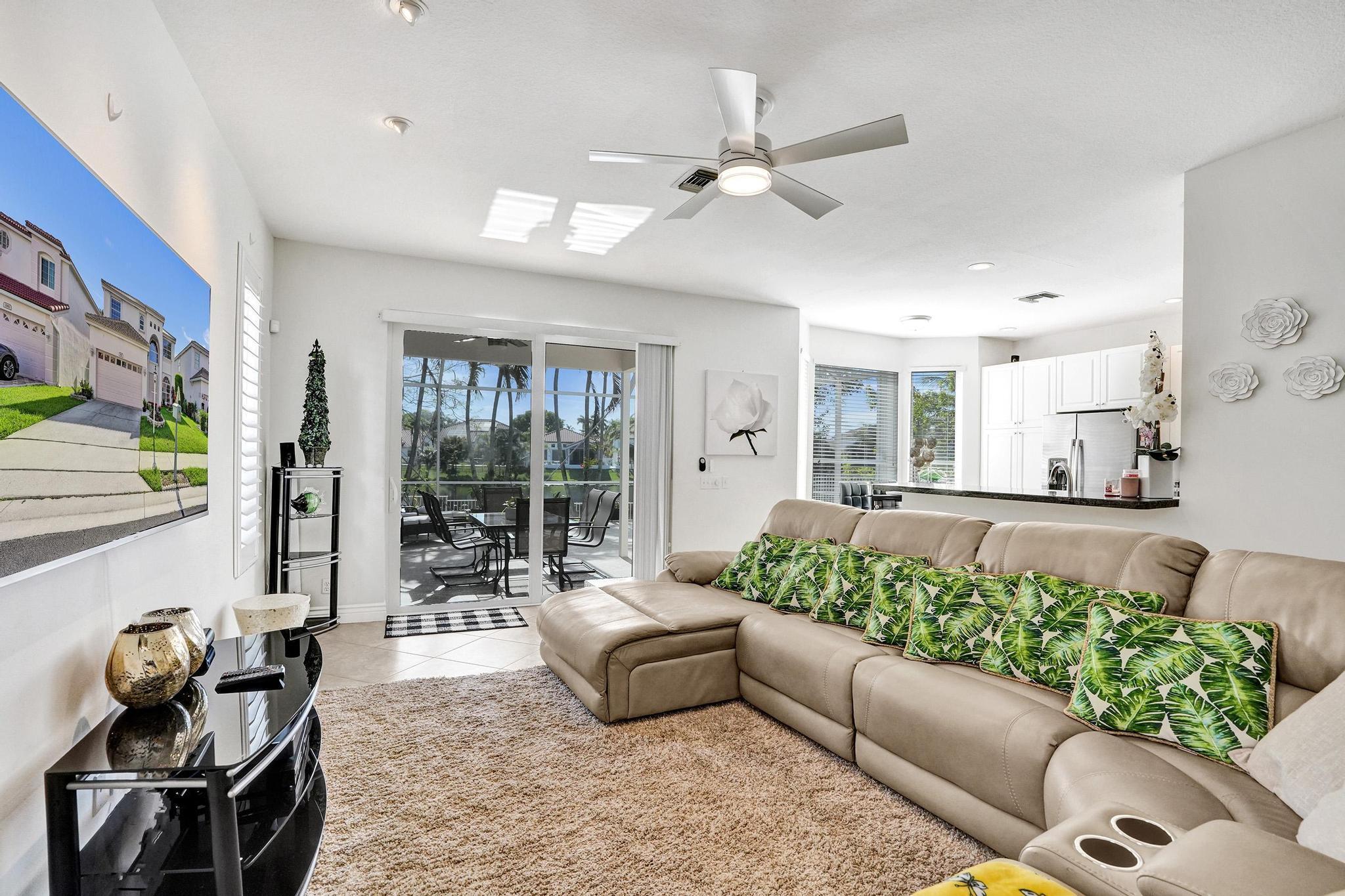 HOLIDAY SPRINGS EAST - Residential