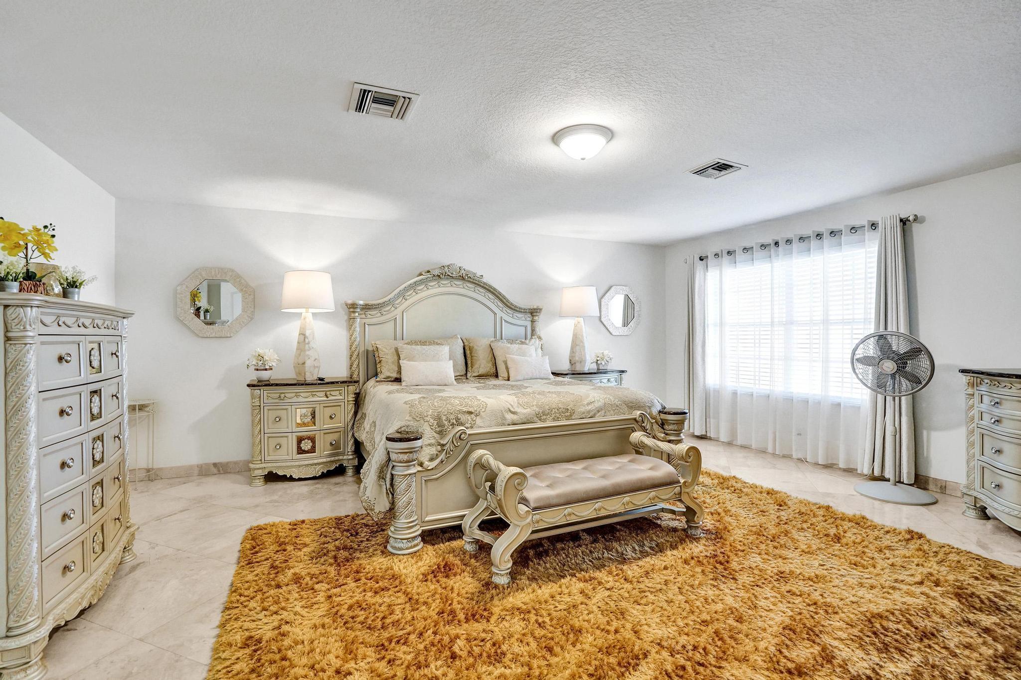 HOLIDAY SPRINGS EAST - Residential