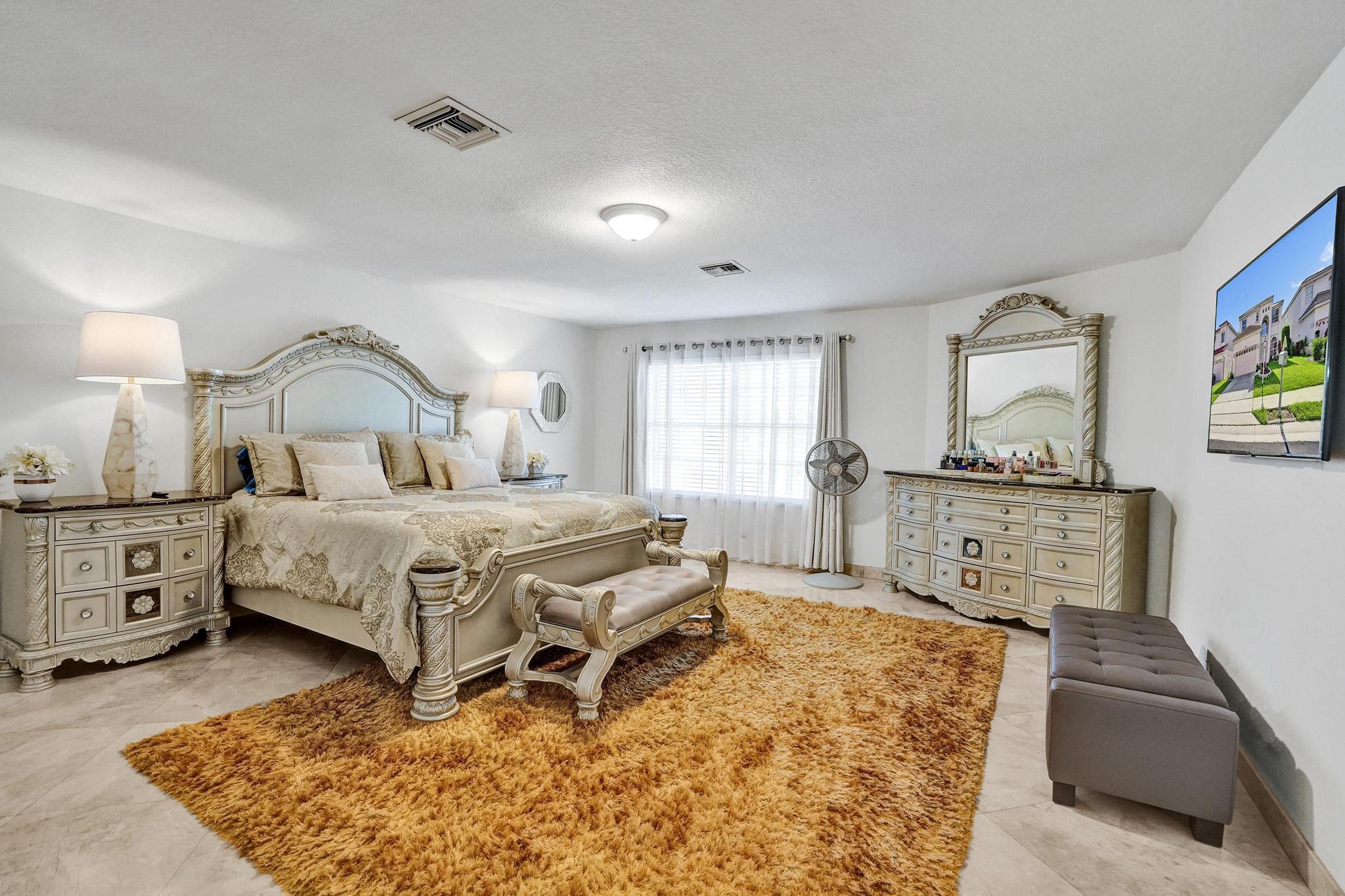 HOLIDAY SPRINGS EAST - Residential