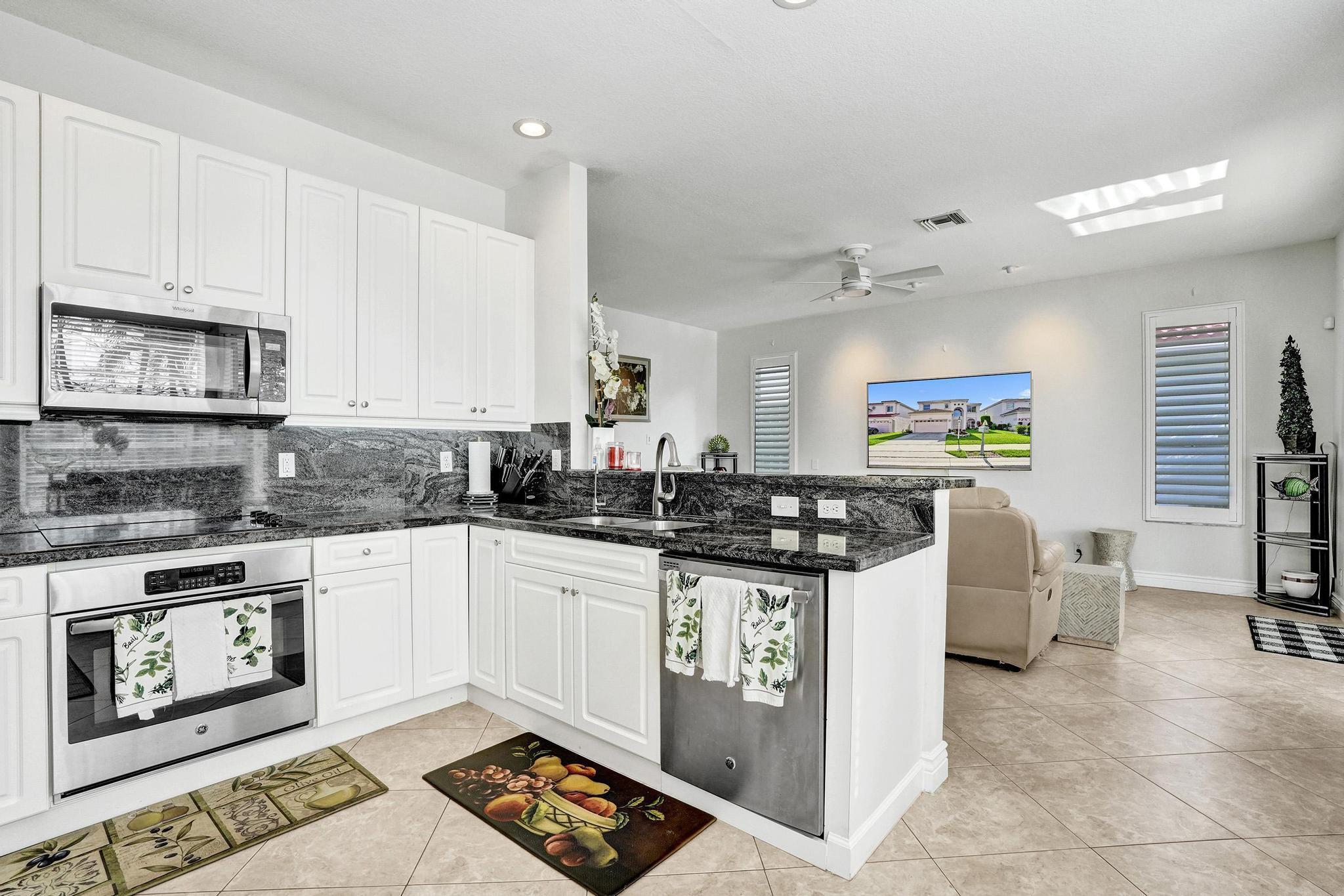 HOLIDAY SPRINGS EAST - Residential