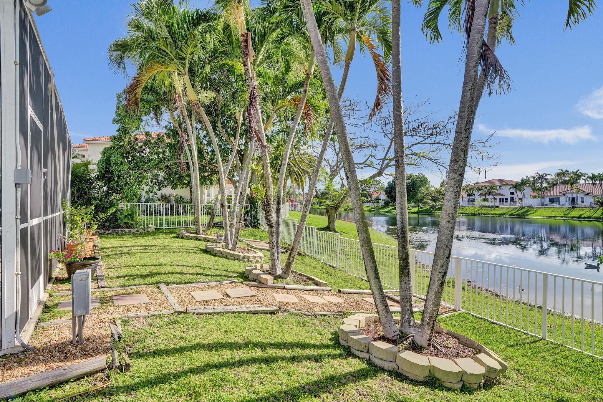 HOLIDAY SPRINGS EAST - Residential