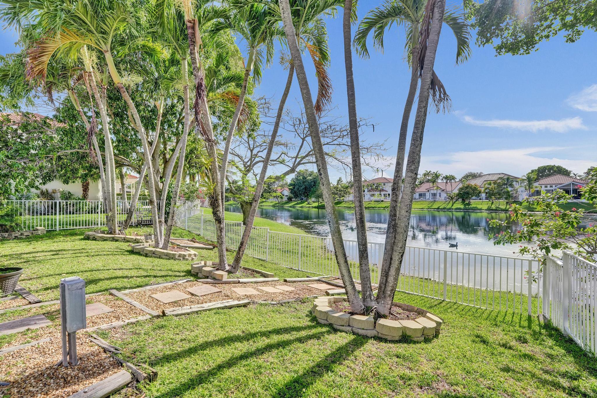 HOLIDAY SPRINGS EAST - Residential