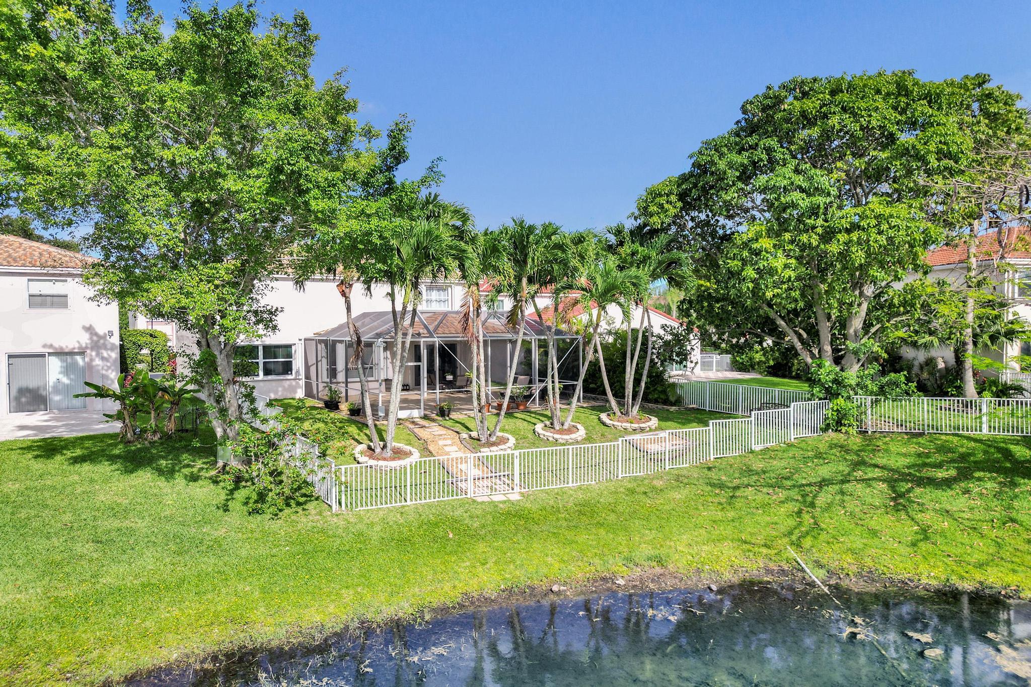 HOLIDAY SPRINGS EAST - Residential