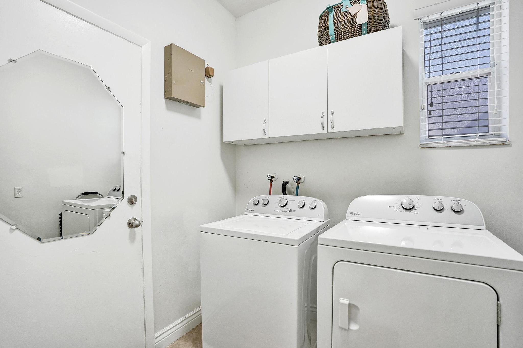 HOLIDAY SPRINGS EAST - Residential
