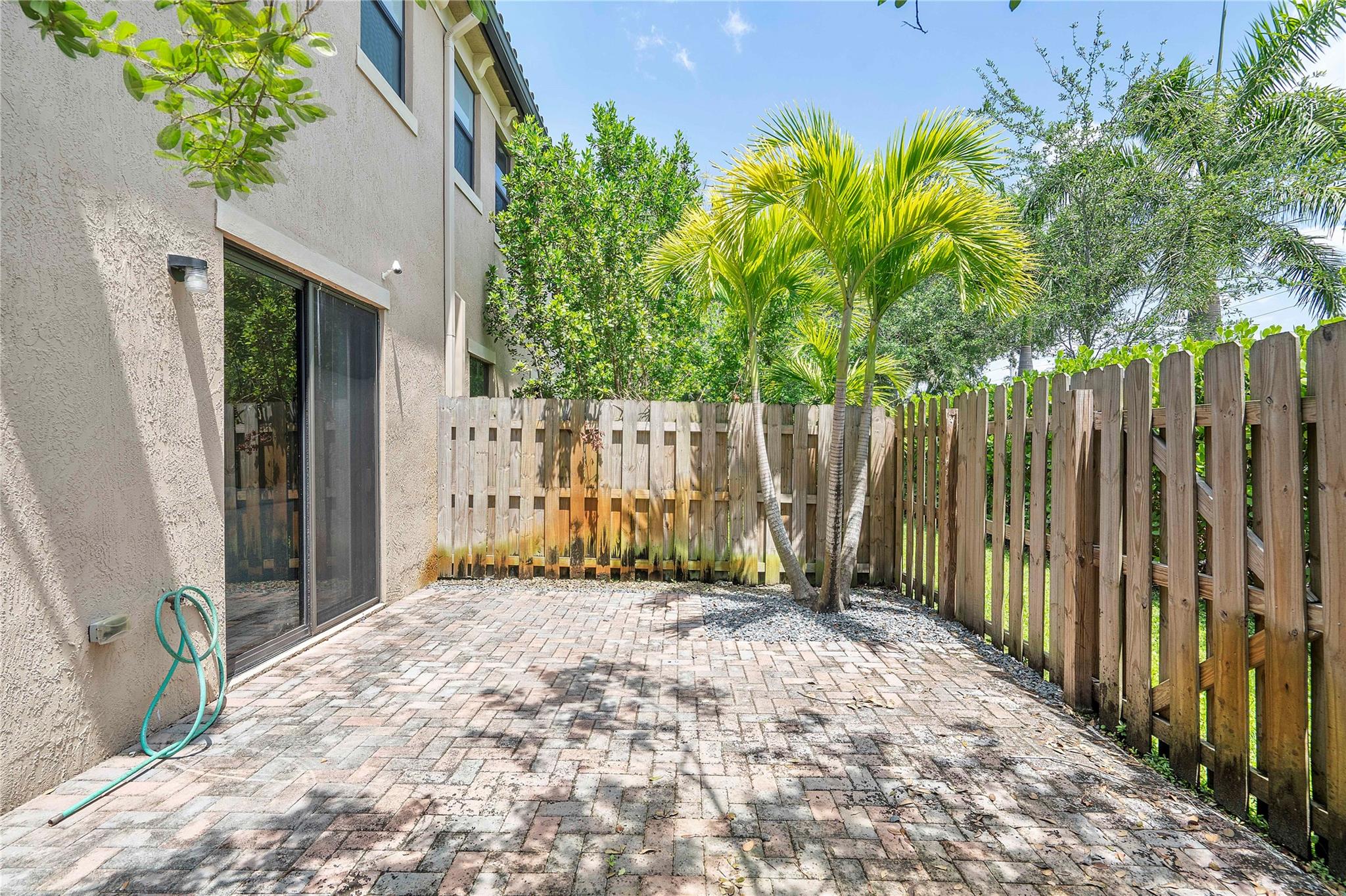 BRETON PARK AT DAVIE - Residential