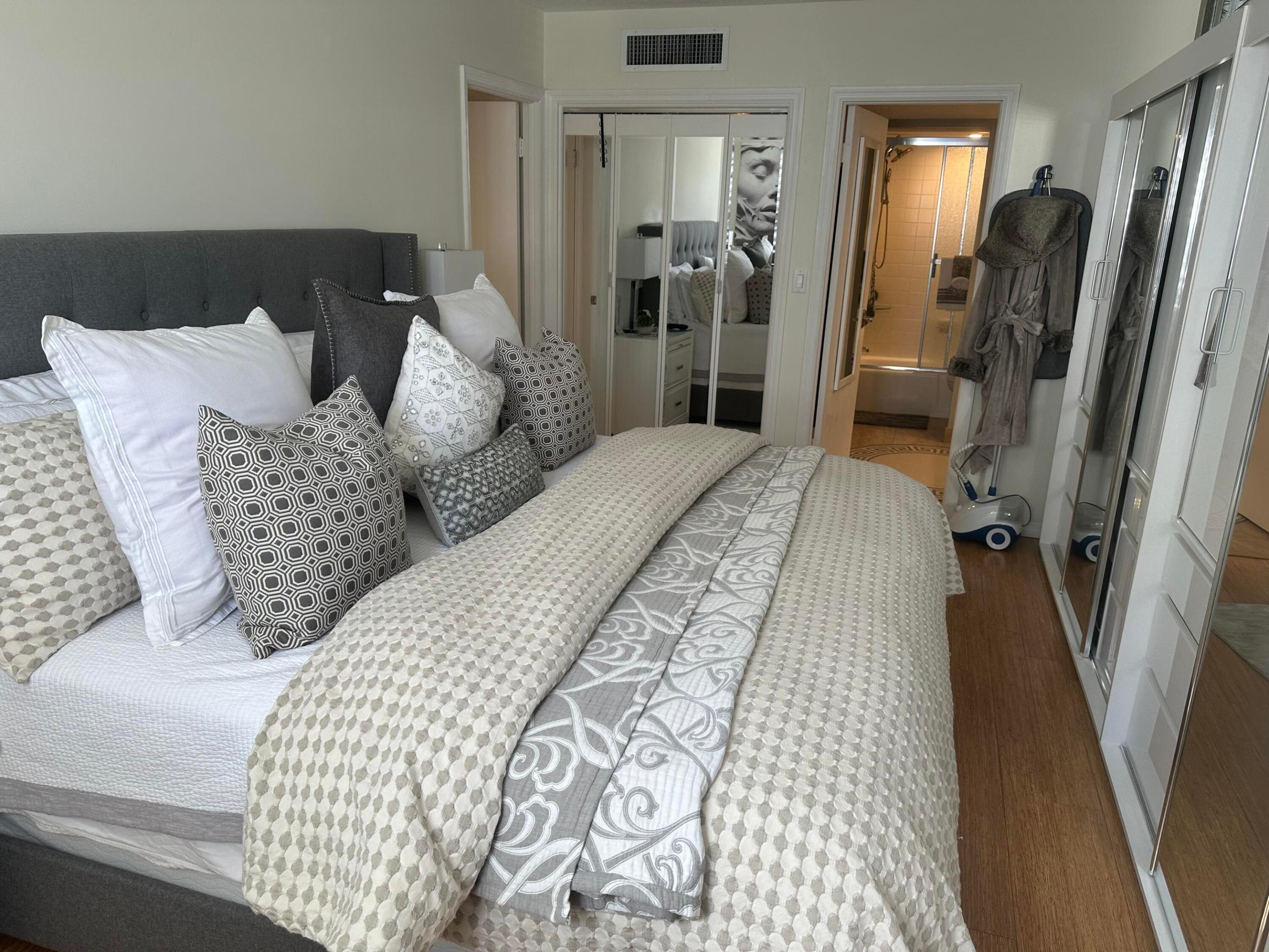 OLD PORT COVE CONDO ONE - Residential