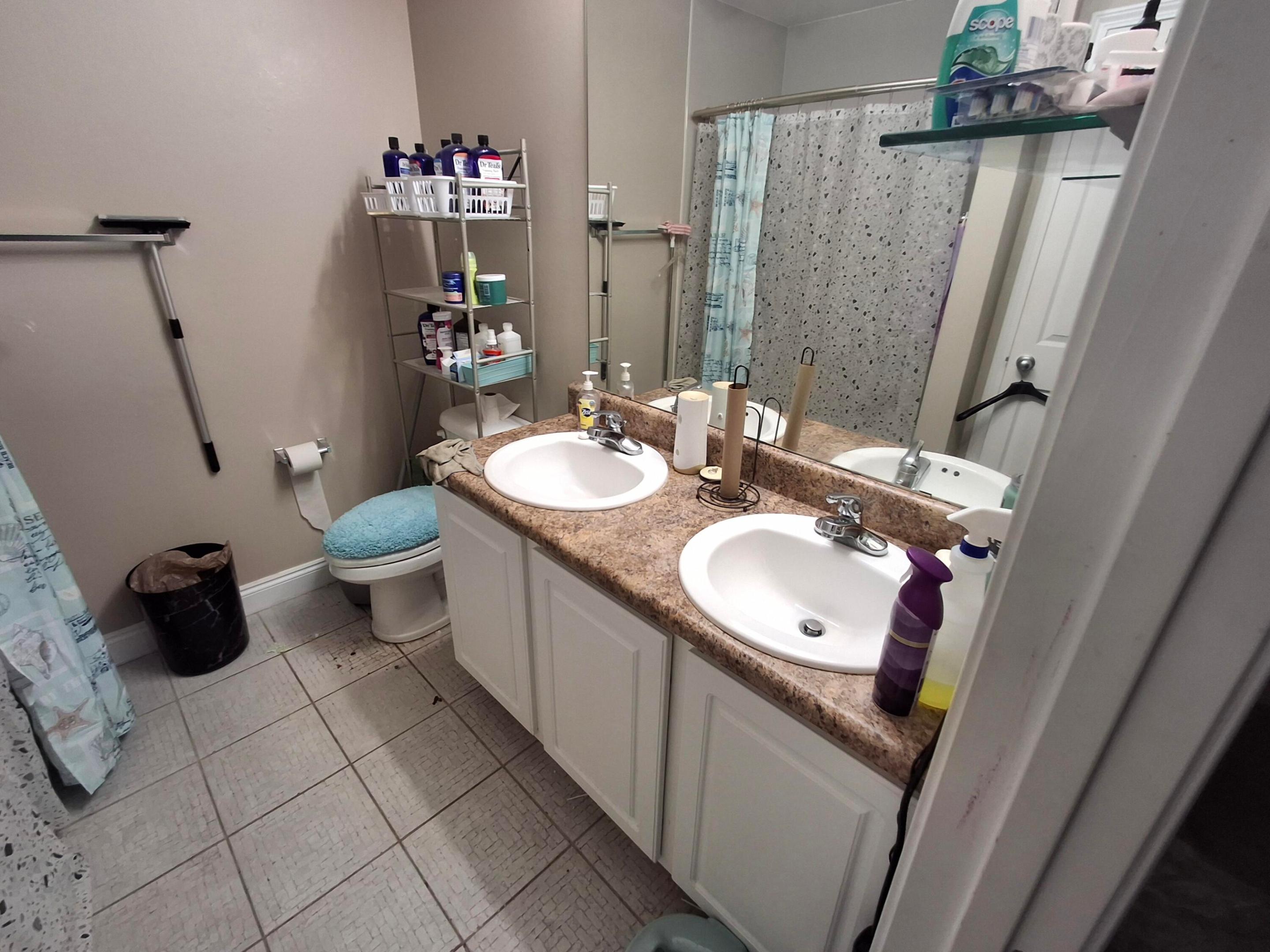 DALLAS DOWNS - Residential