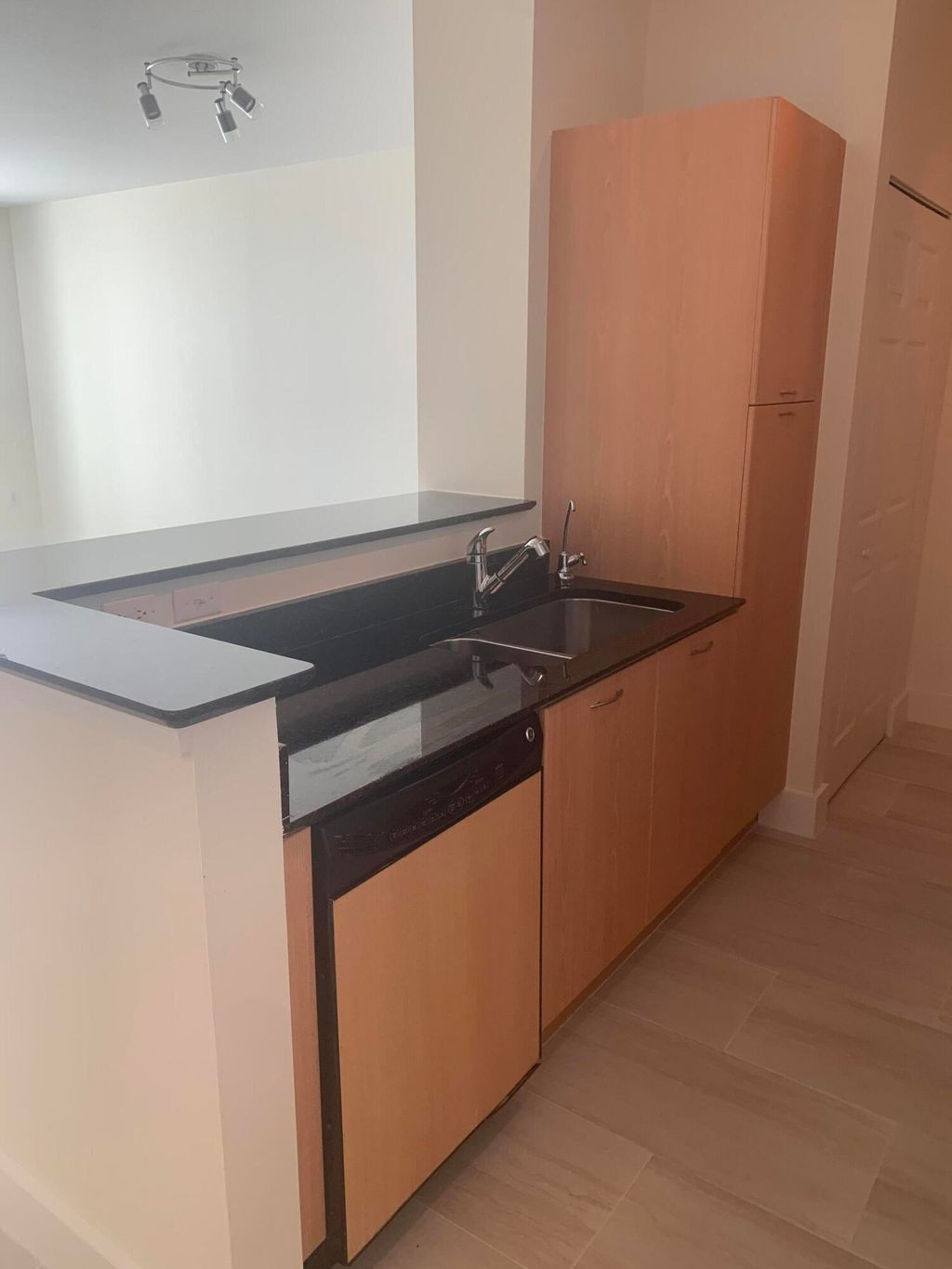 Photo of 100 NE 6th Street #204, Boynton Beach, FL 33435 (MLS # R11074073)