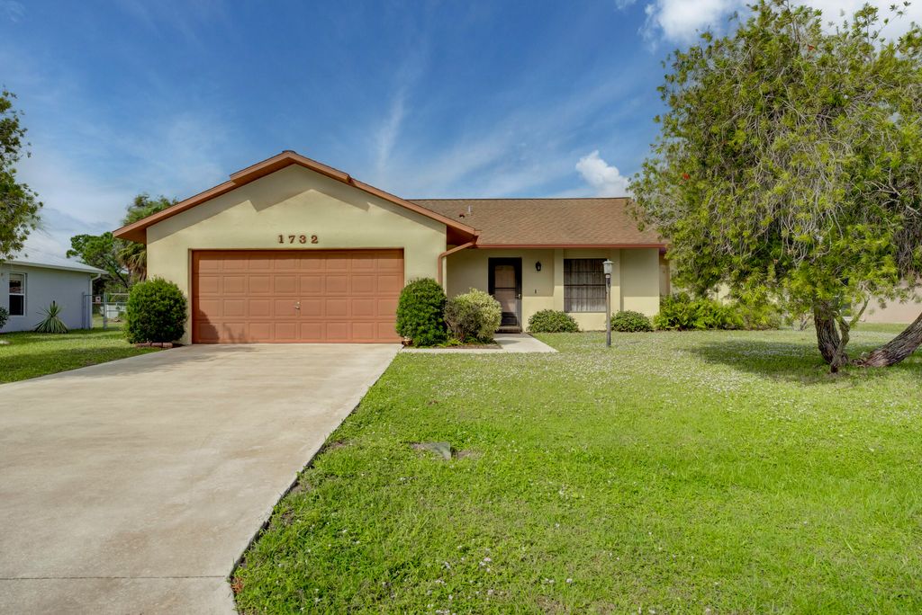 Photo of 1732 SE Mariana Road, Port Saint Lucie, FL 34952 (MLS # R10936804)
