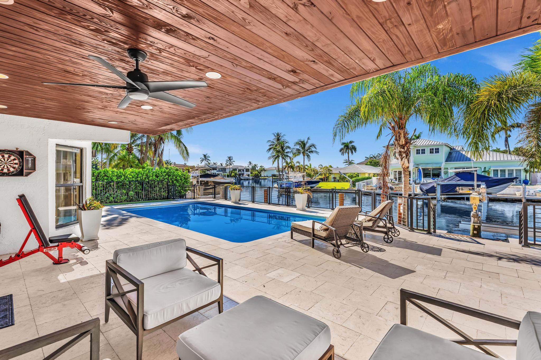 2888 NE 33rd Street