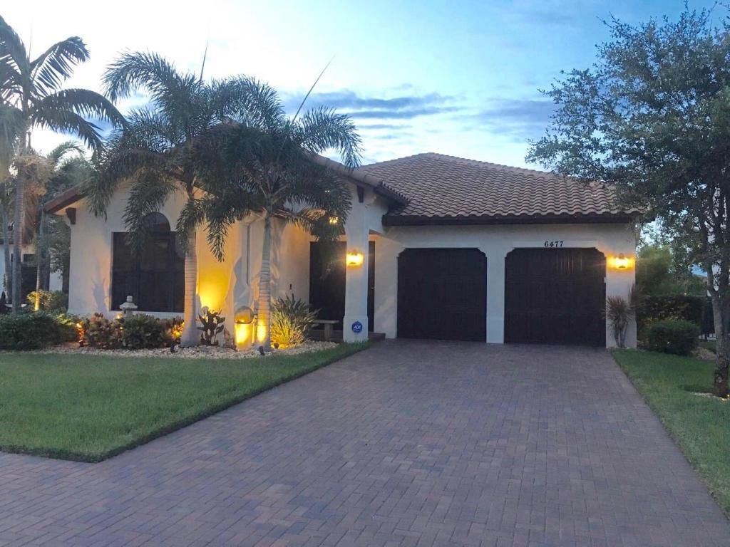 Photo of 6477 Vireo Court, Lake Worth, FL 33463 (MLS # R10967494)