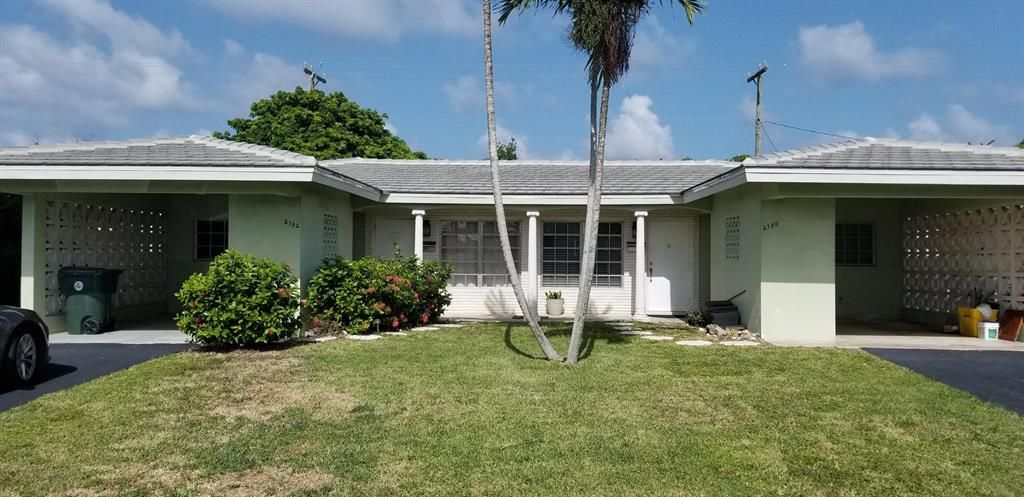 Photo of 2750 NE 5th Avenue Ave, Boca Raton, FL 33431 (MLS # R10832774)