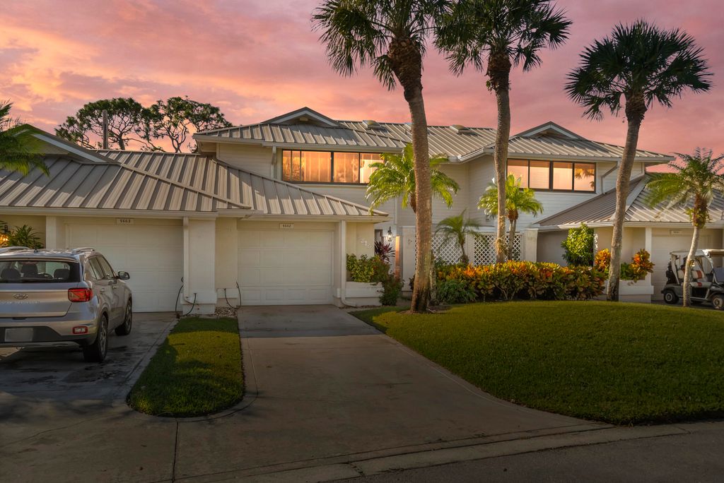 Photo of 5662 SE Foxcross Place, Stuart, FL 34997 (MLS # B26030032)