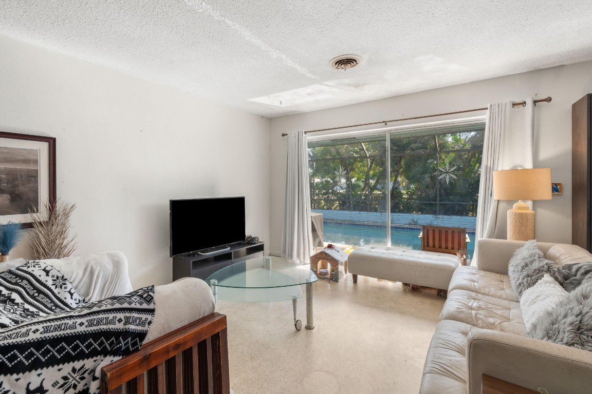 Floranada Ridge Sec A 30- - Residential