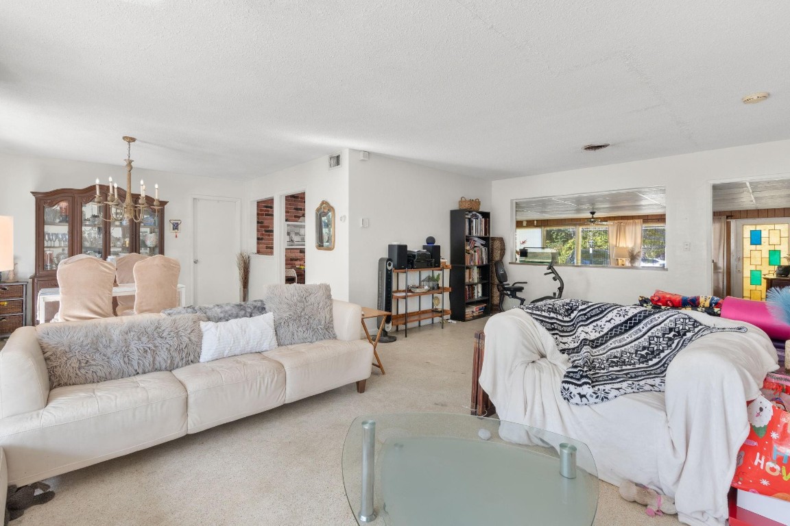 Floranada Ridge Sec A 30- - Residential