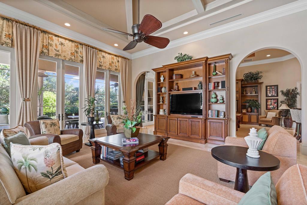 OLD PALM 4 - Residential