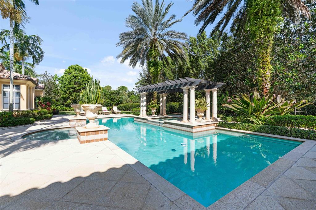 OLD PALM 4 - Residential