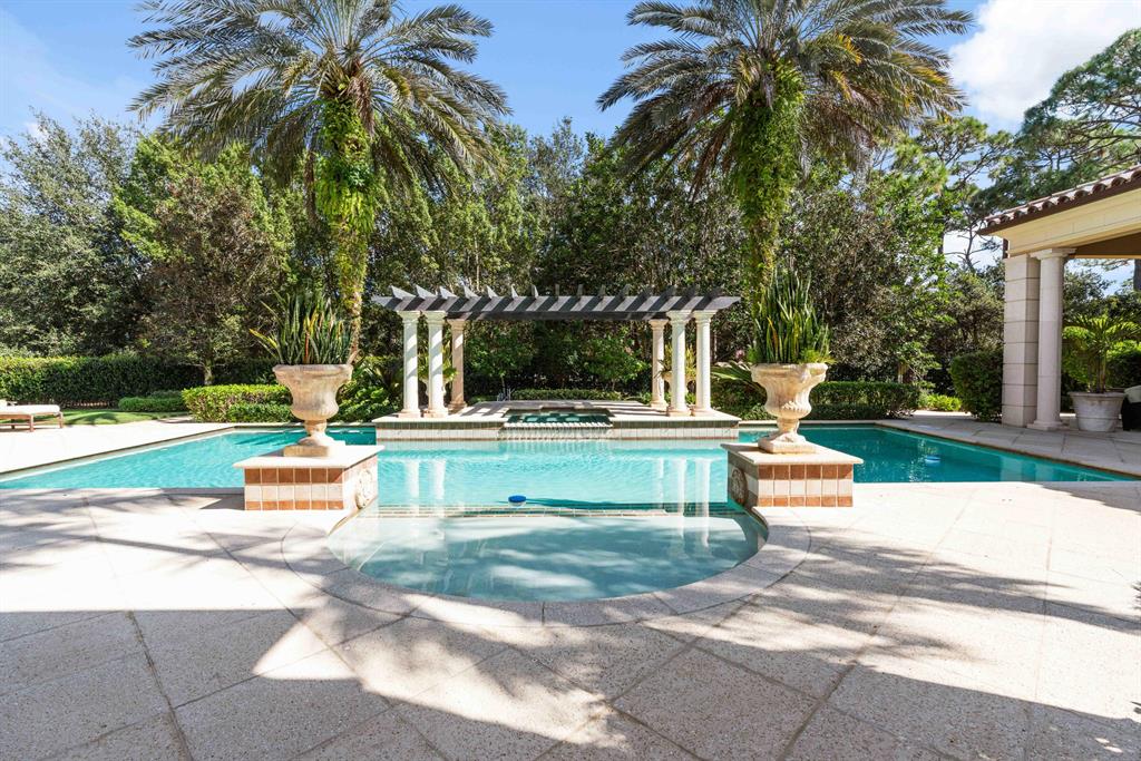 OLD PALM 4 - Residential