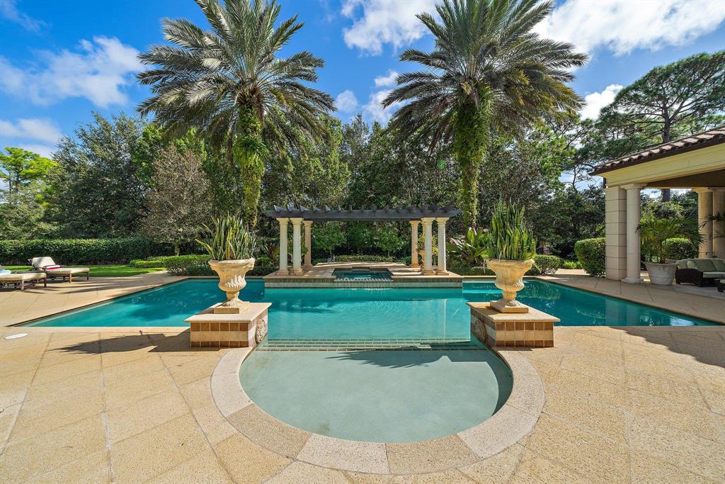 OLD PALM 4 - Residential