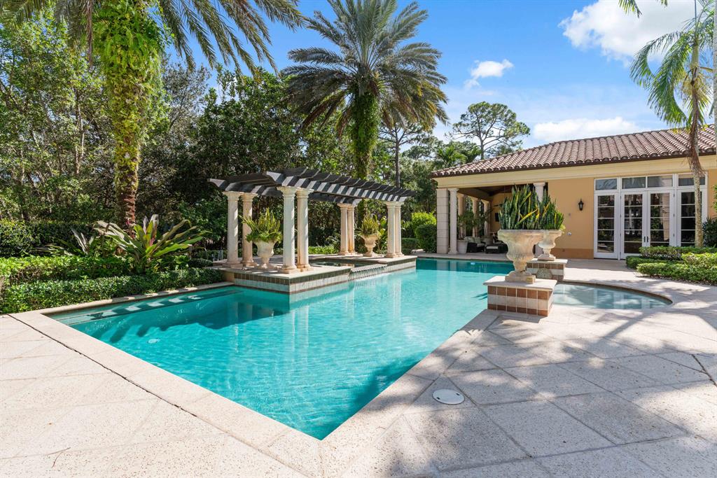 OLD PALM 4 - Residential