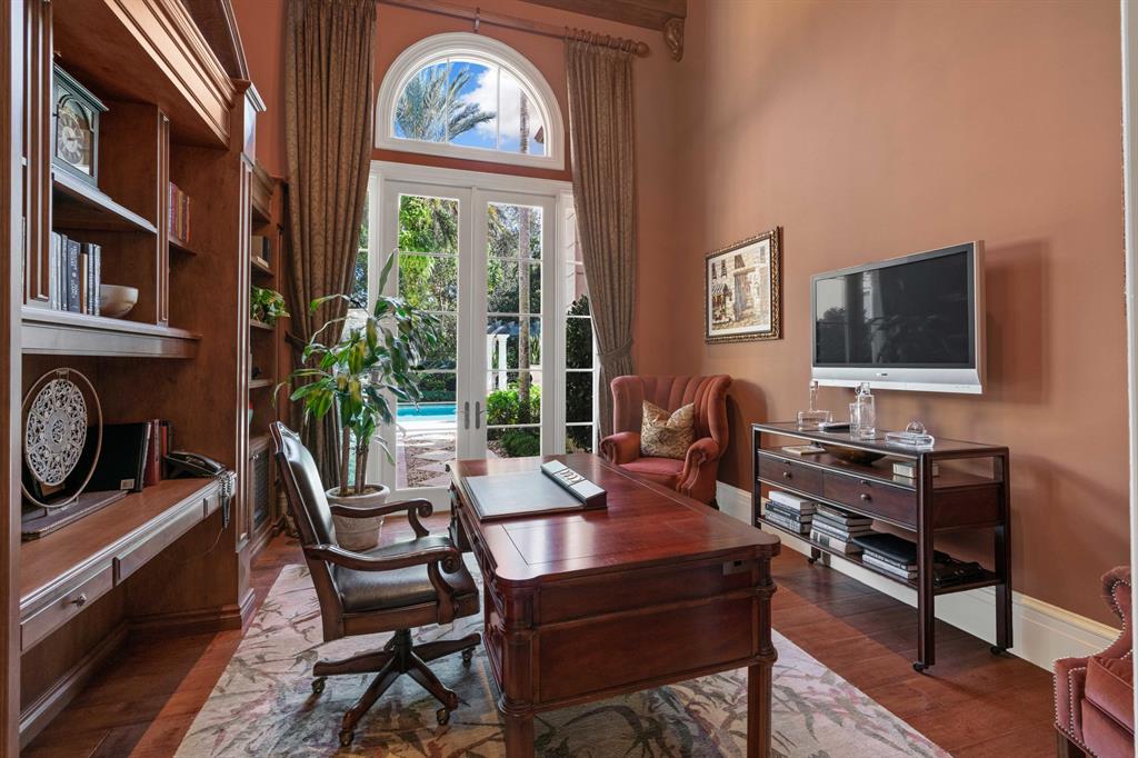 OLD PALM 4 - Residential