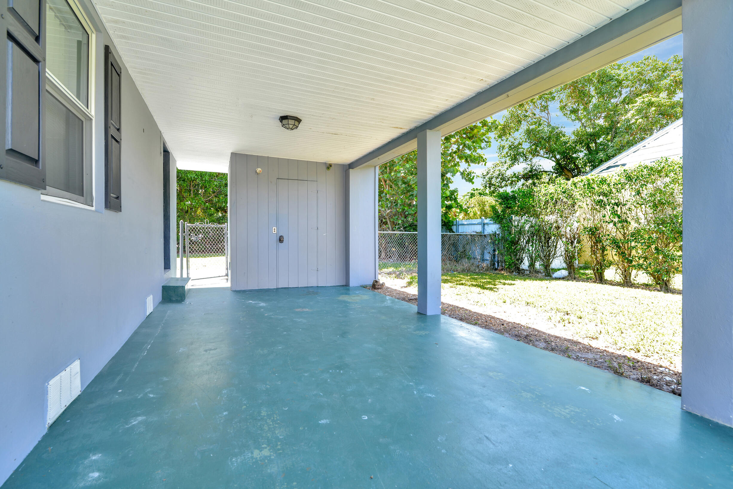 LYNNWOOD HOMESITES - Residential Lease