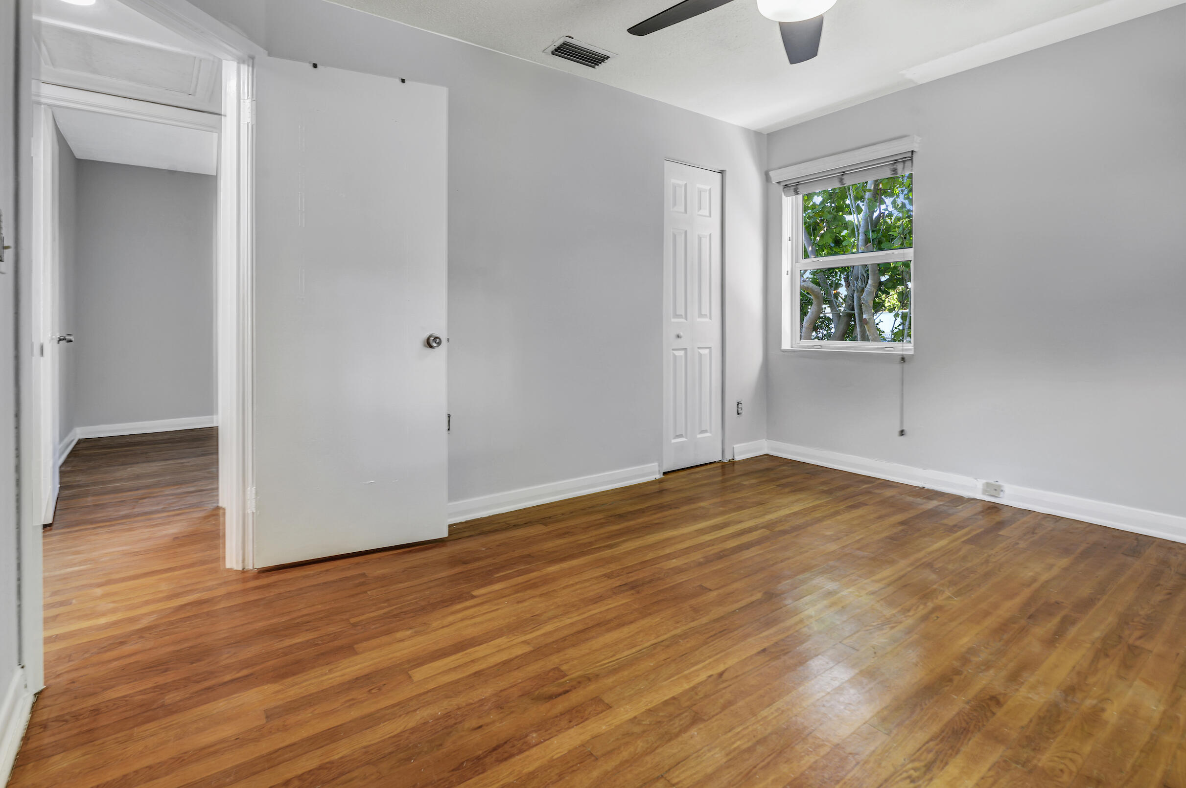 LYNNWOOD HOMESITES - Residential Lease