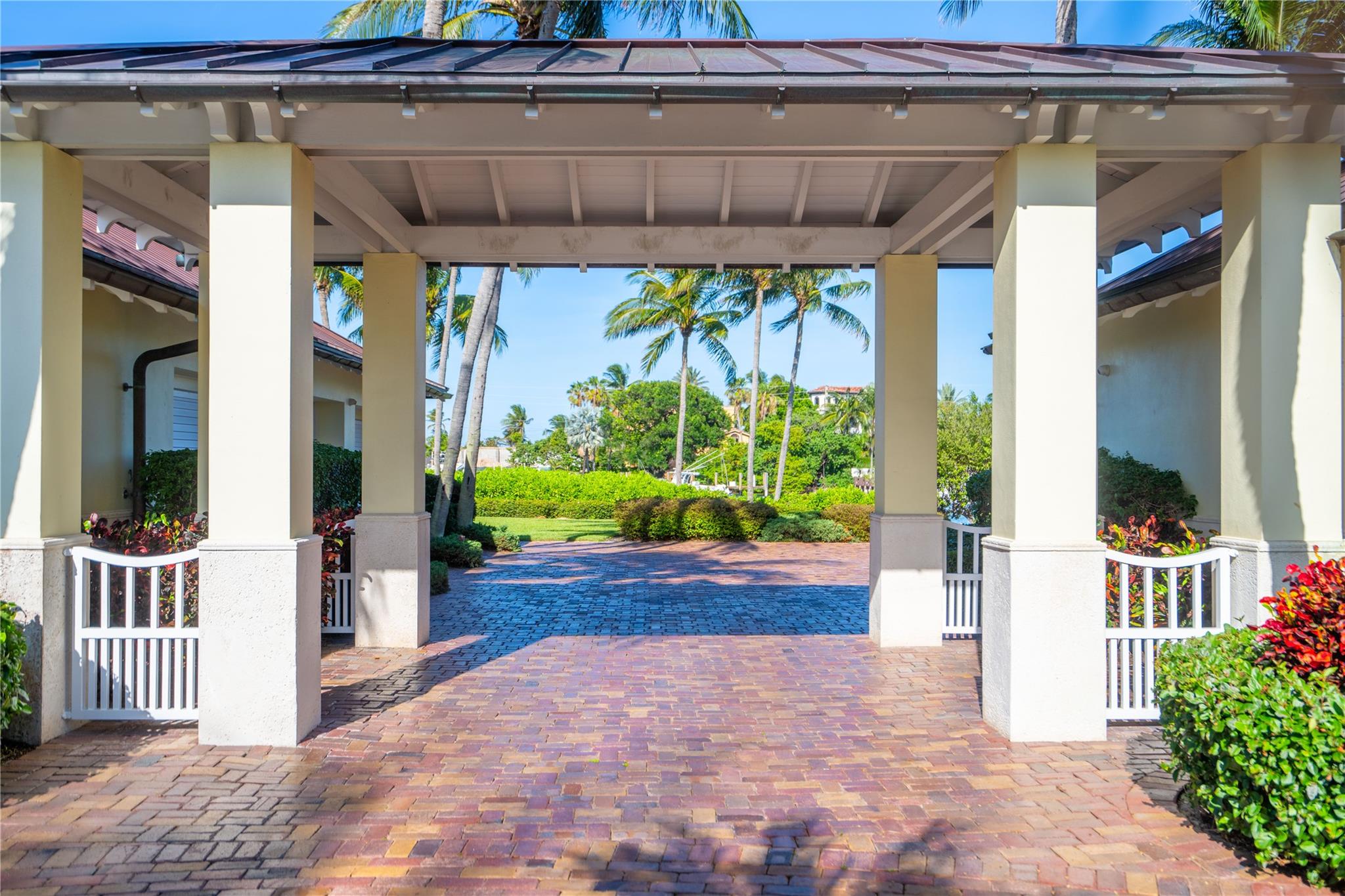 Caps Island 141-34 B - Residential