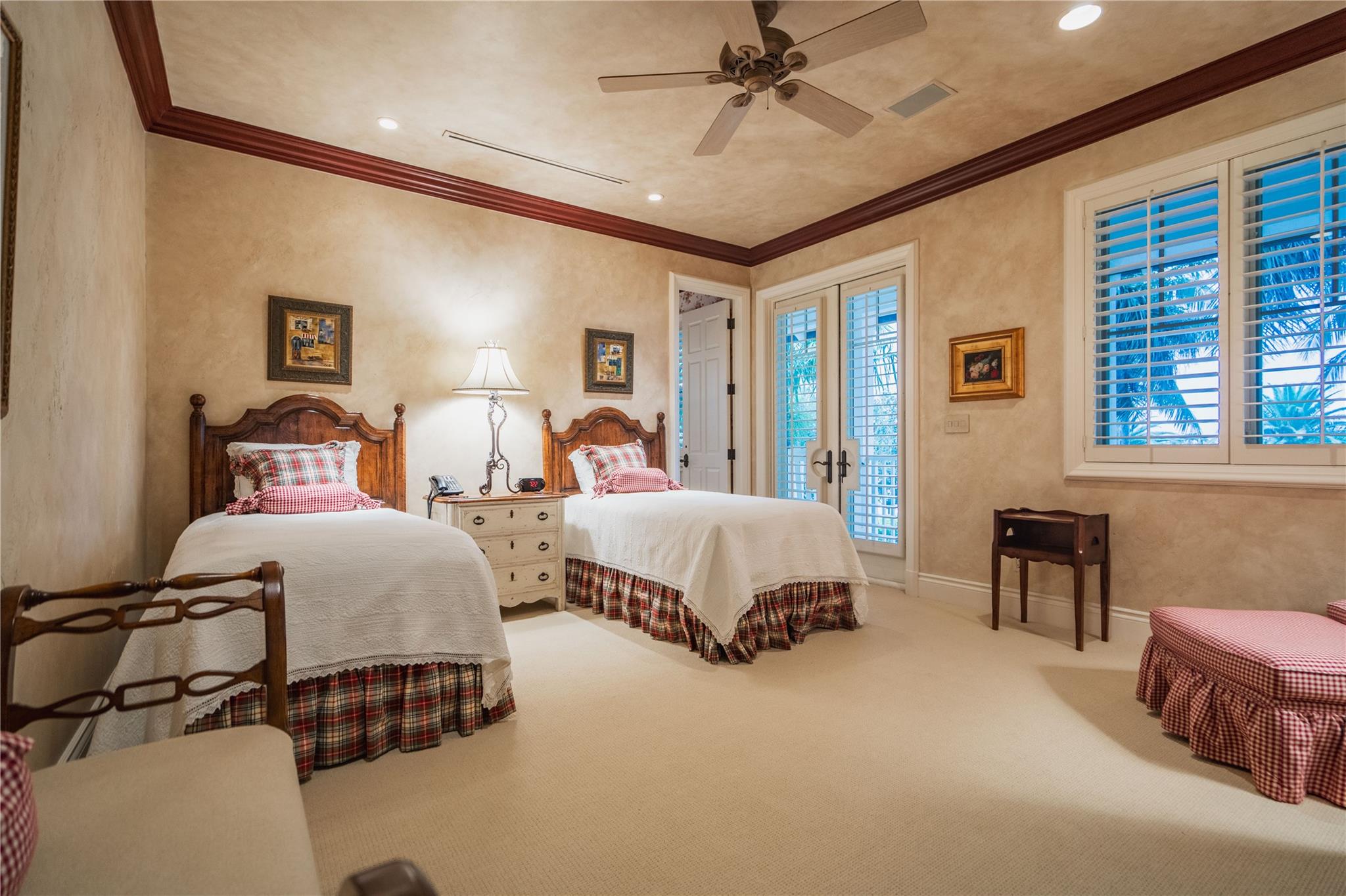 Caps Island 141-34 B - Residential