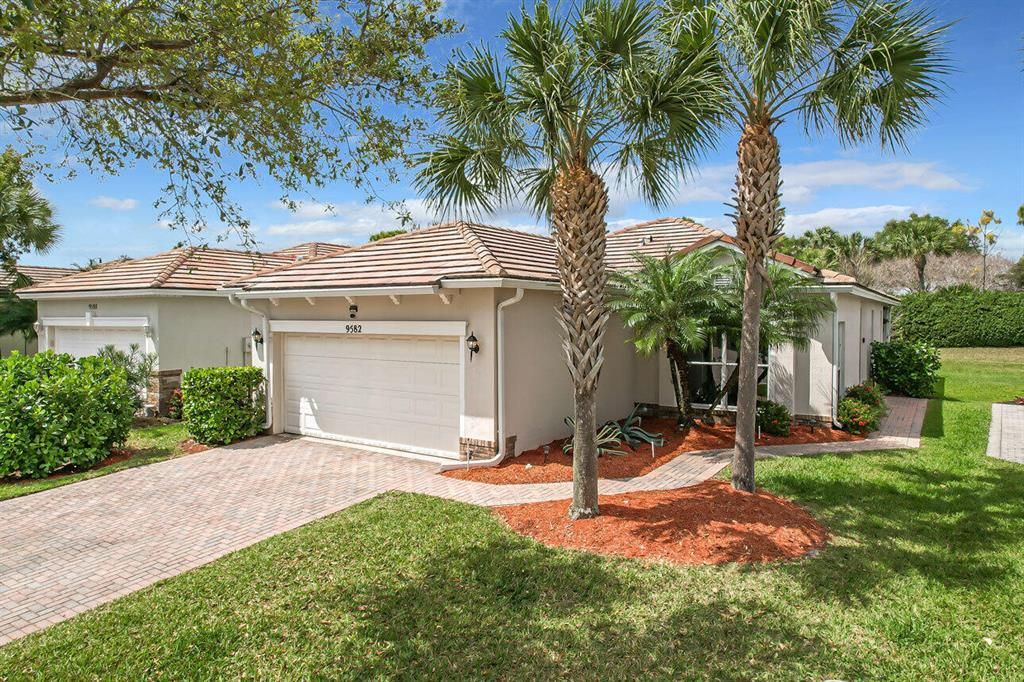 Photo of 9582 SW Flowermound Circle, Port Saint Lucie, FL 34987 (MLS # R10783007)