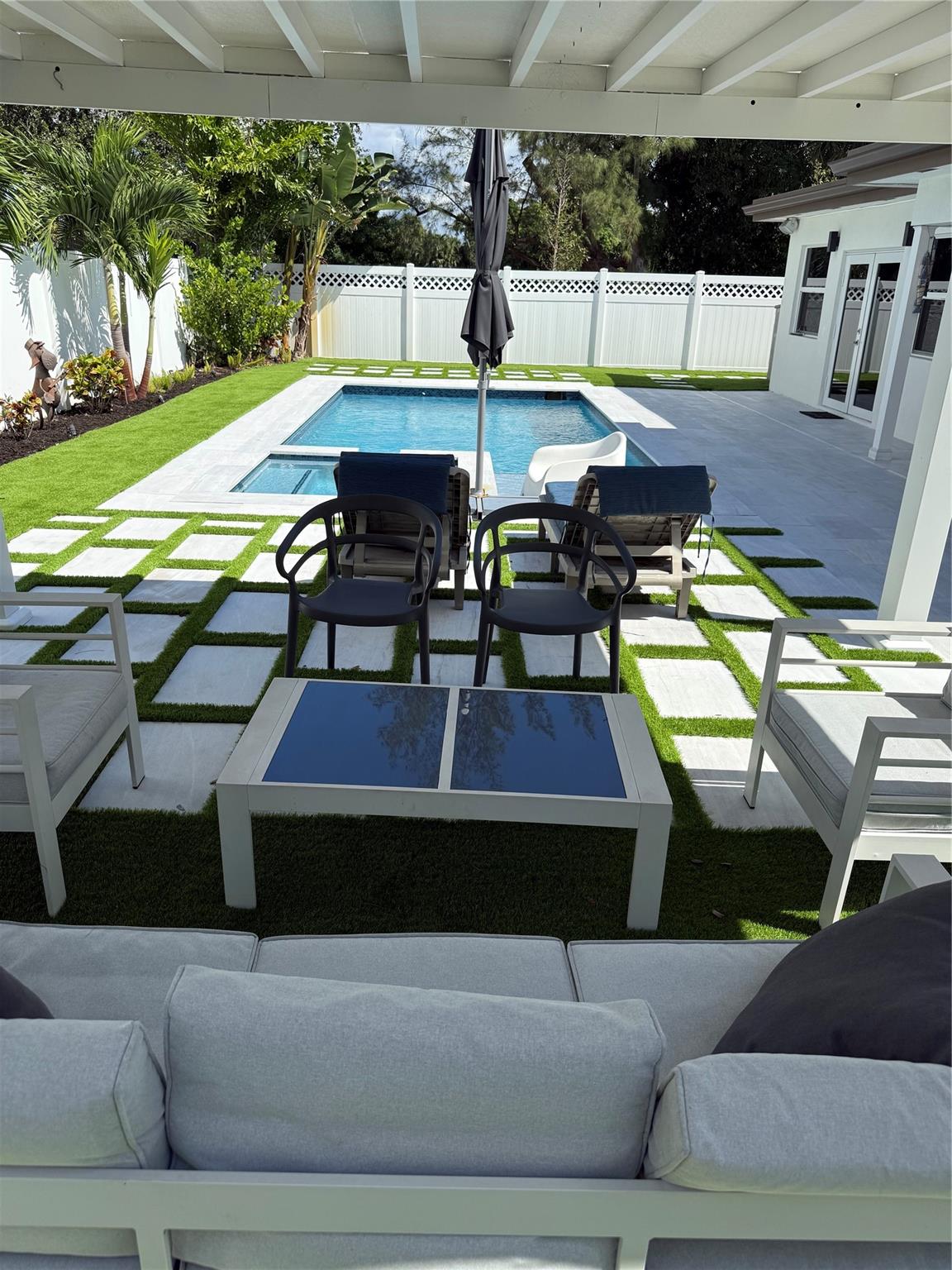 CYPRESS CREEK ESTATES SEC - Residential Lease