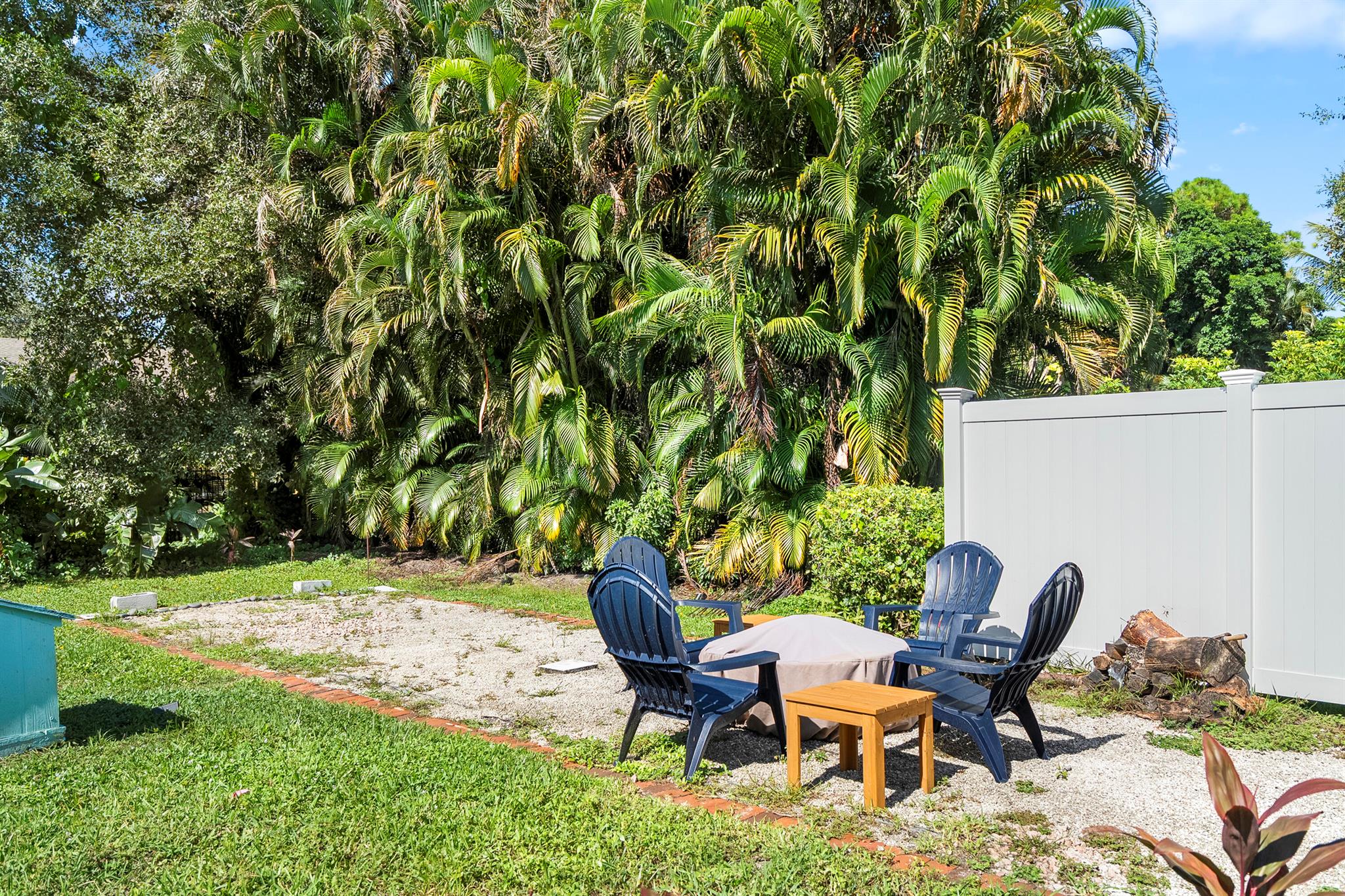 SABAL PALM ESTATES (AKA T - Residential