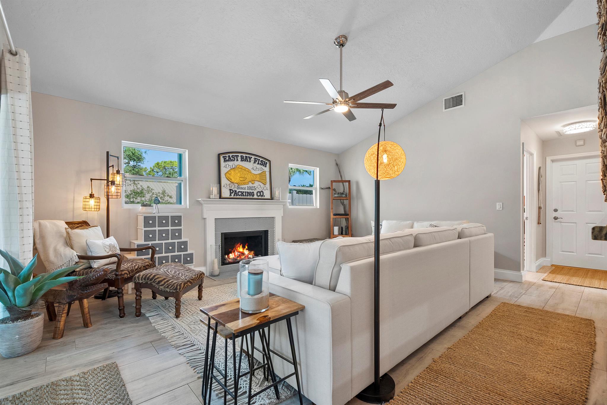 SABAL PALM ESTATES (AKA T - Residential