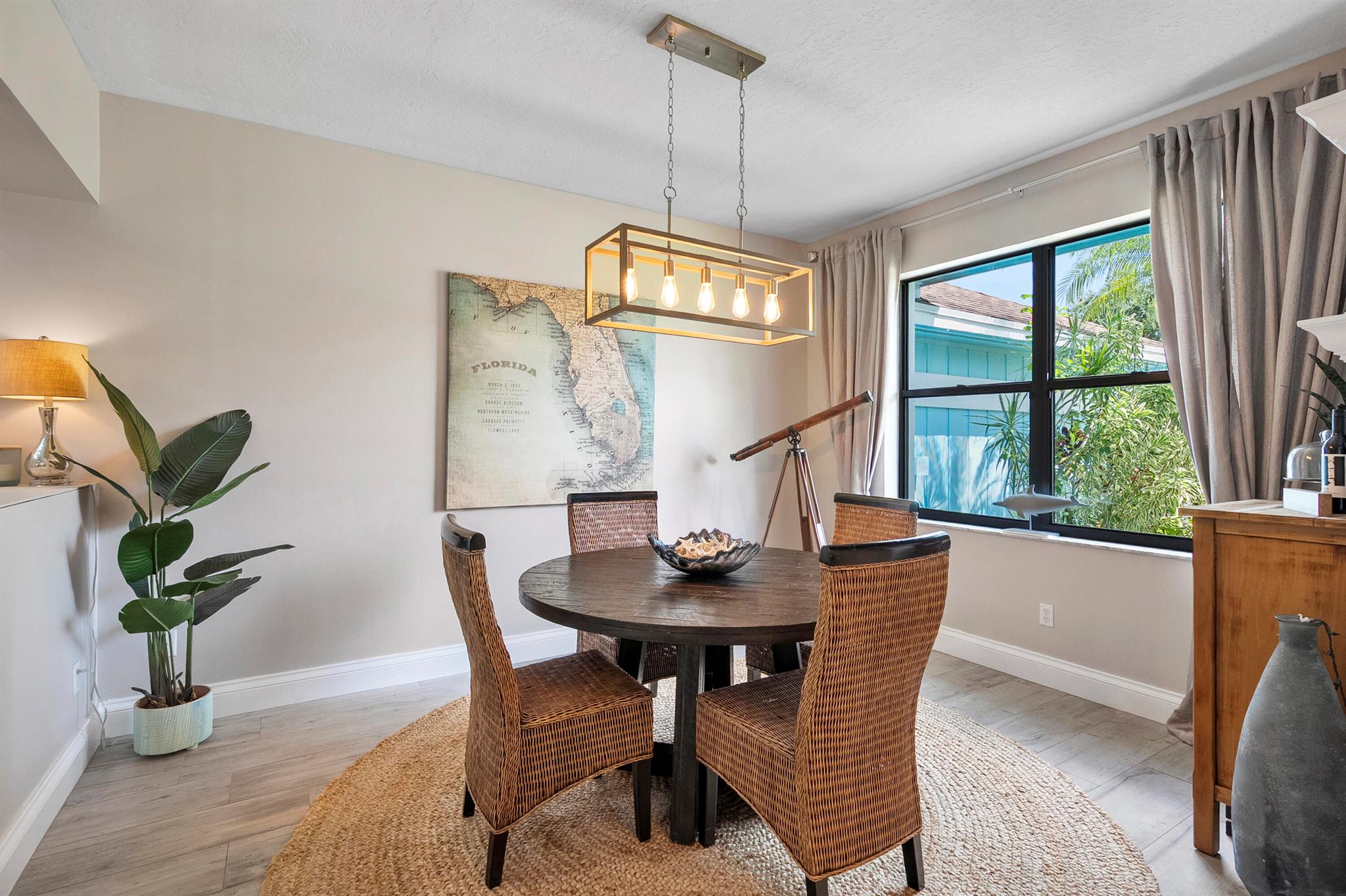 SABAL PALM ESTATES (AKA T - Residential