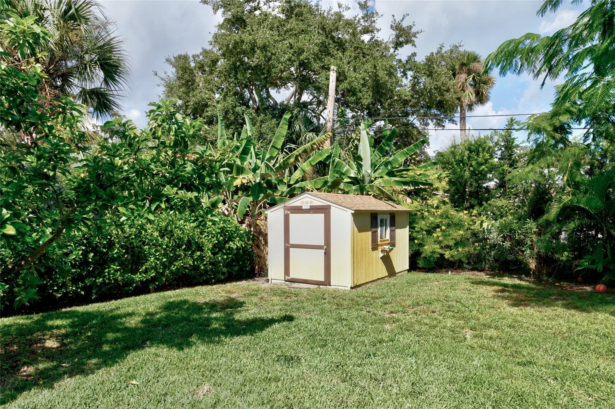 River Oaks Estates - Residential