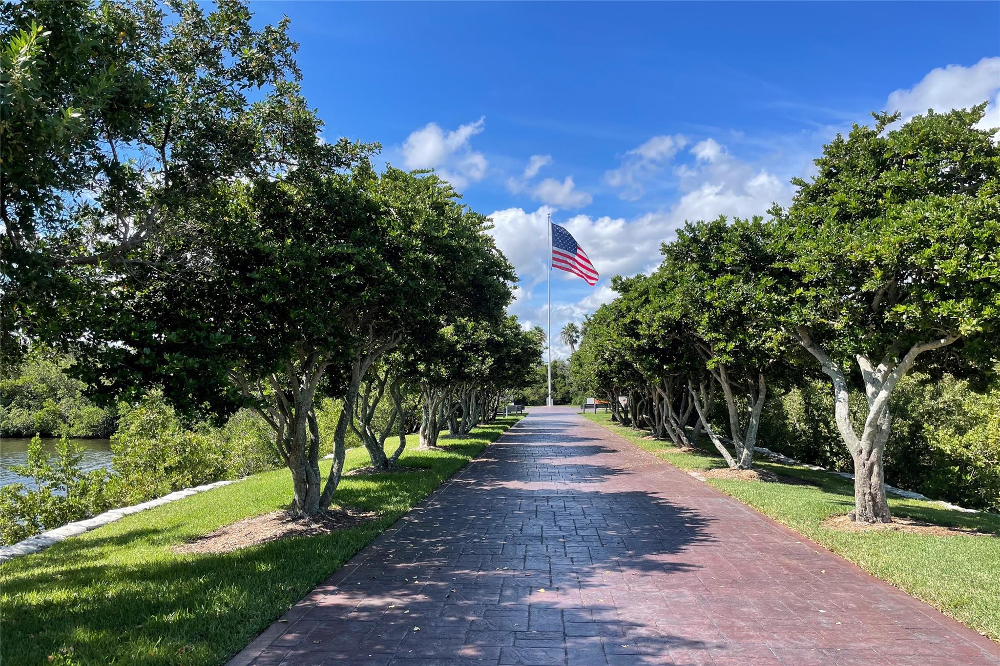 River Oaks Estates - Residential