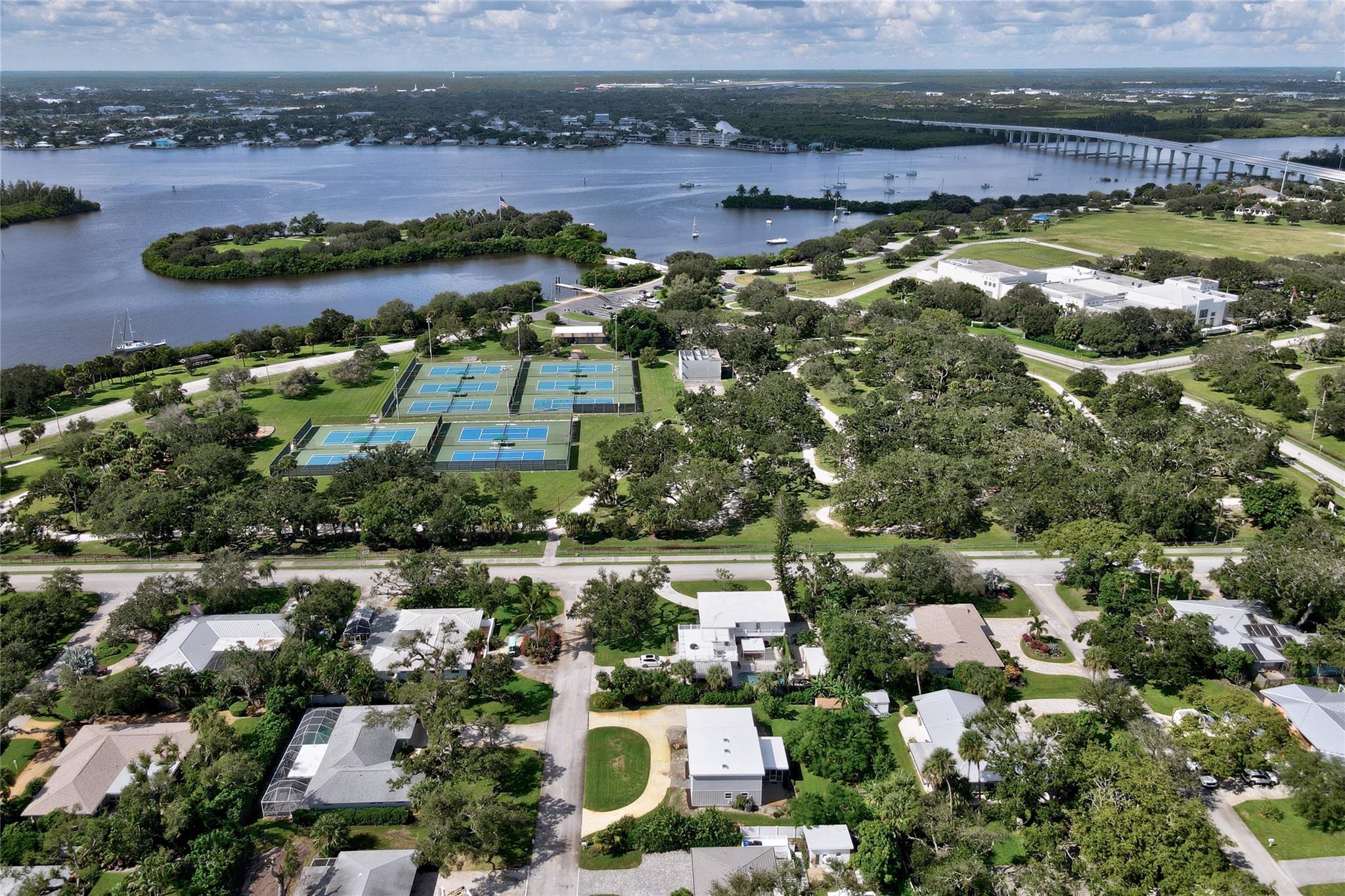 River Oaks Estates - Residential