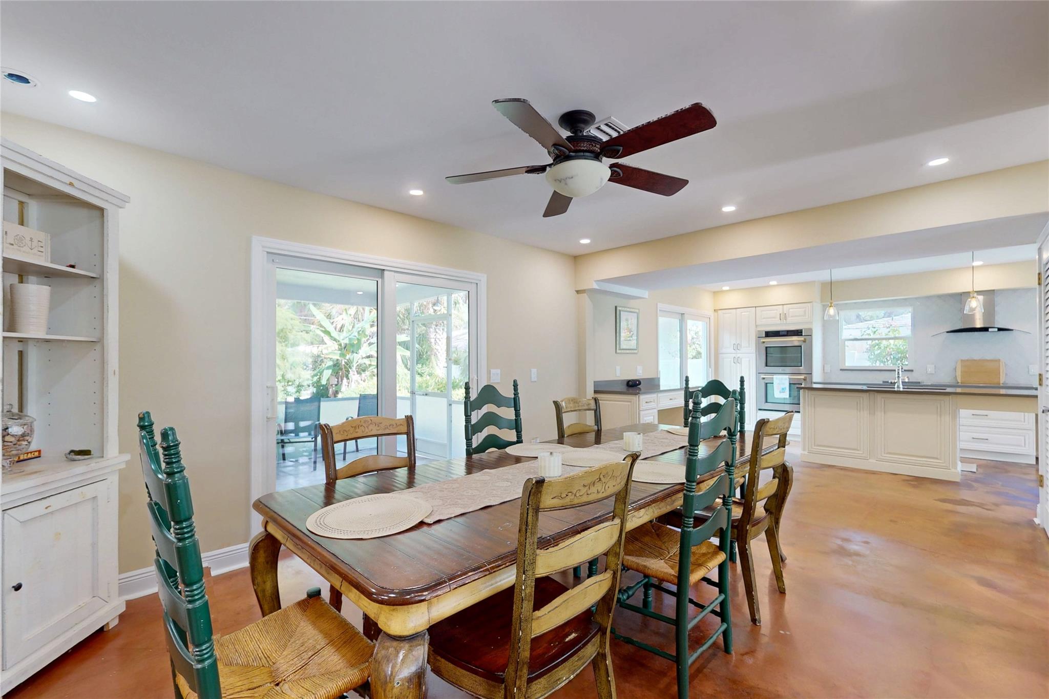 River Oaks Estates - Residential