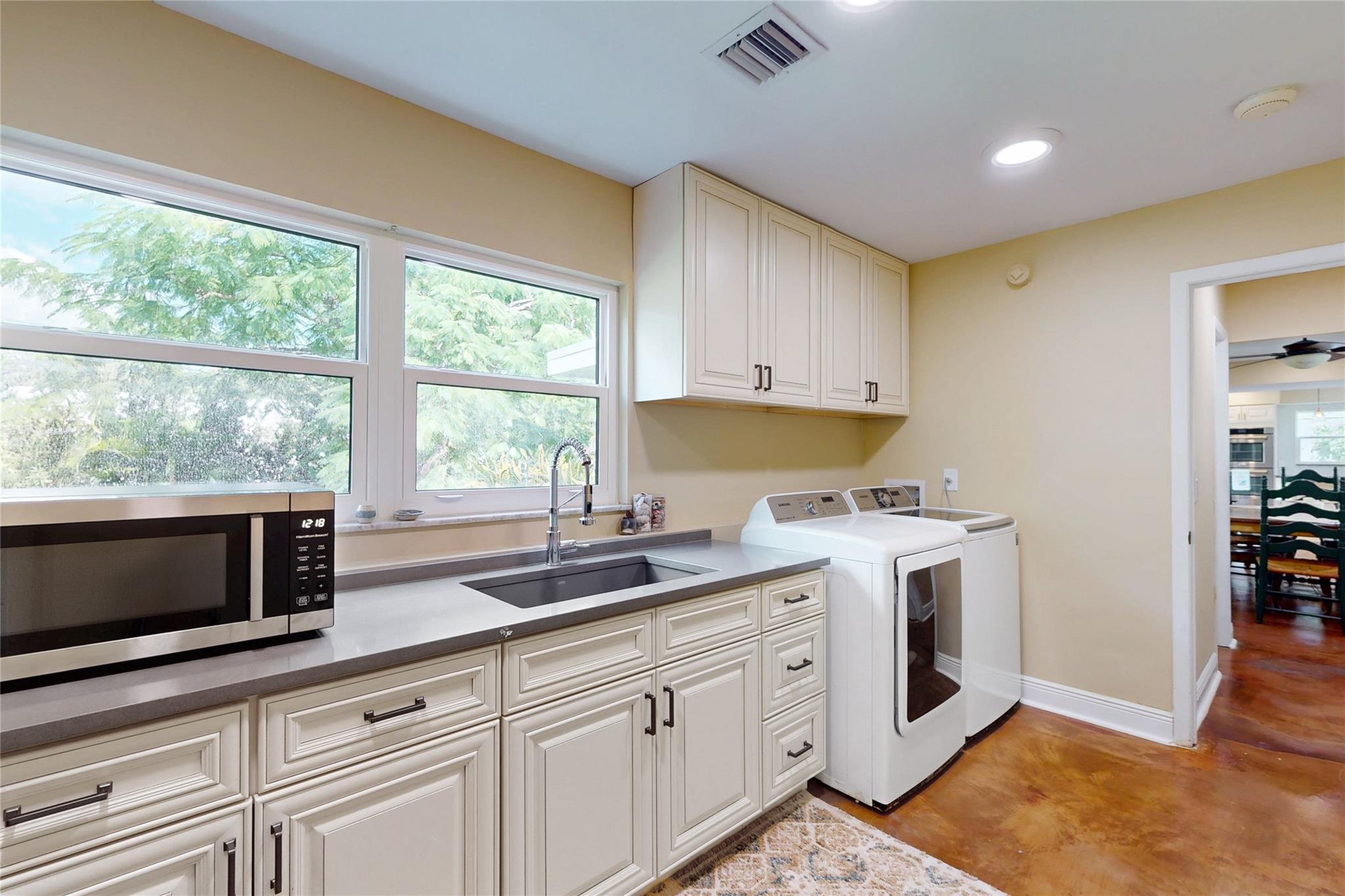 River Oaks Estates - Residential