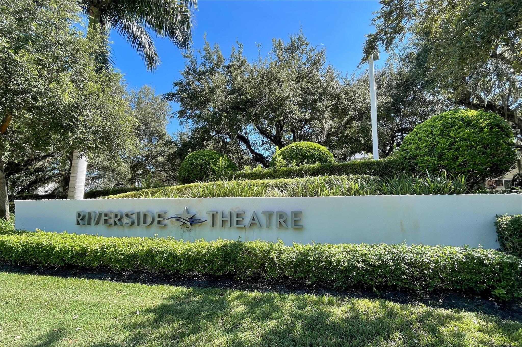 River Oaks Estates - Residential