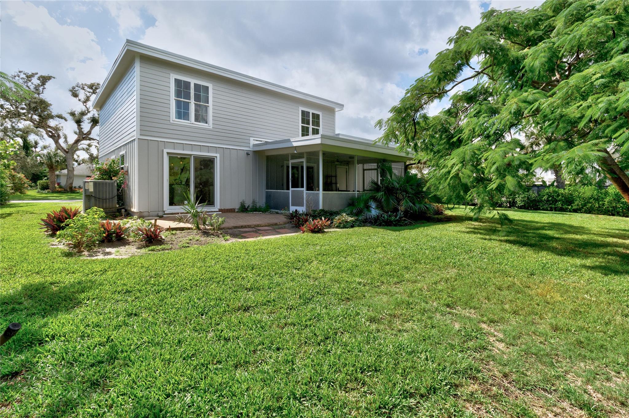 River Oaks Estates - Residential