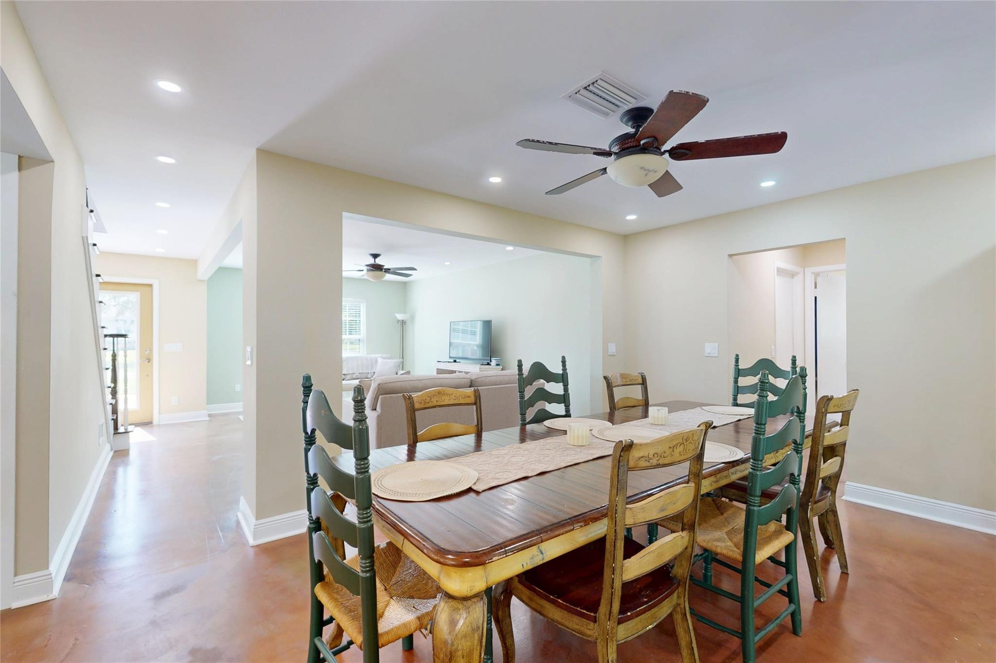 River Oaks Estates - Residential