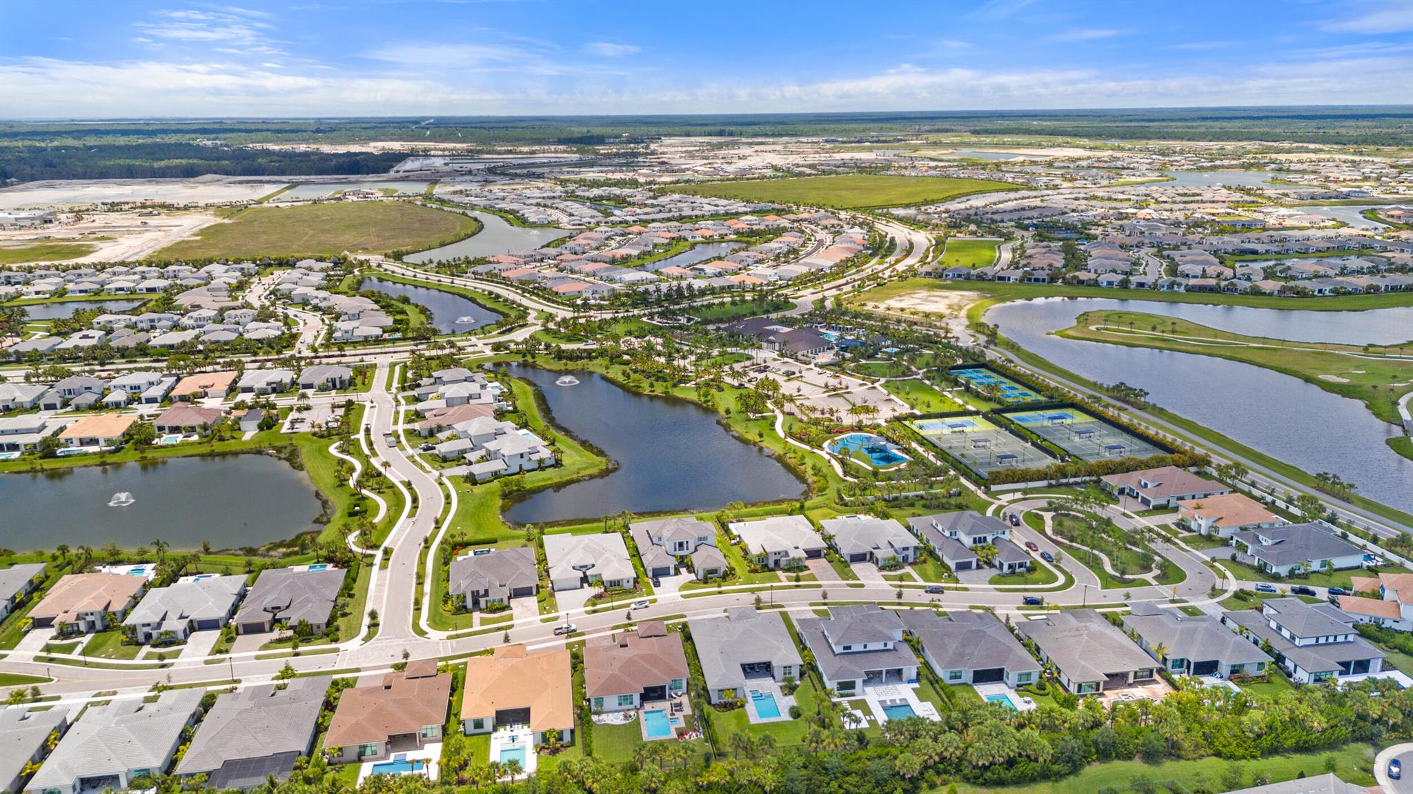 AVENIR - Residential